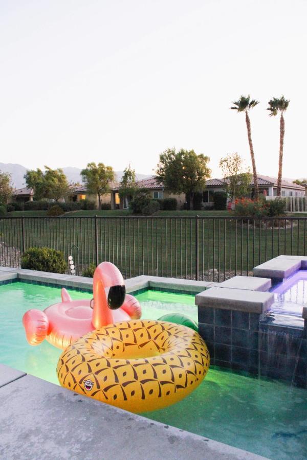 Entire Bungalow W/ Private Pool Near Palm Springs! Индиоу Екстериор снимка